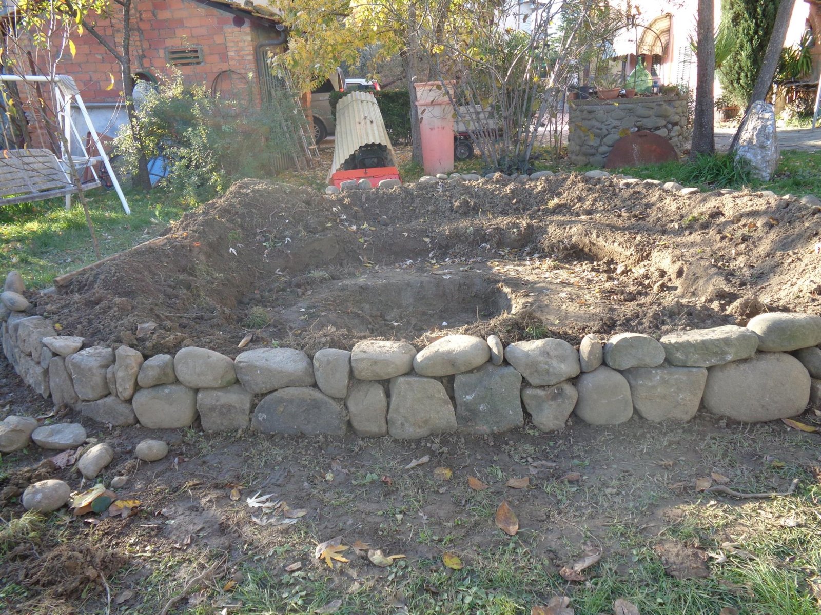 Escavo y muro pedra en seco